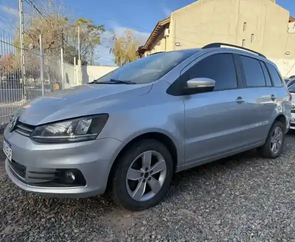 Volkswagen Suran 1.6 Highline 2018 - foto 1