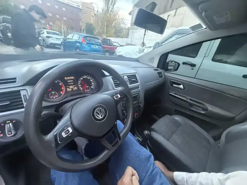 Volkswagen Suran 1.6 Highline 2018 - foto 5