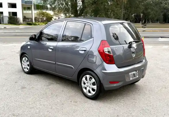 Hyundai I10 1.2 Gls Seguridad L At Abcp 2015 - foto 3