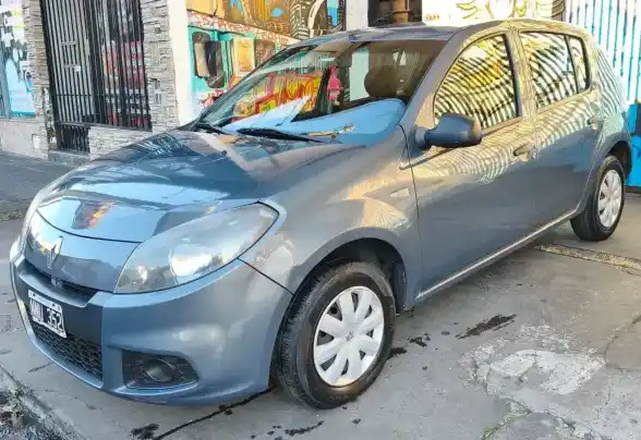 Renault Sandero 1.6 Authentique Pack I 90Cv 2014 - foto 1