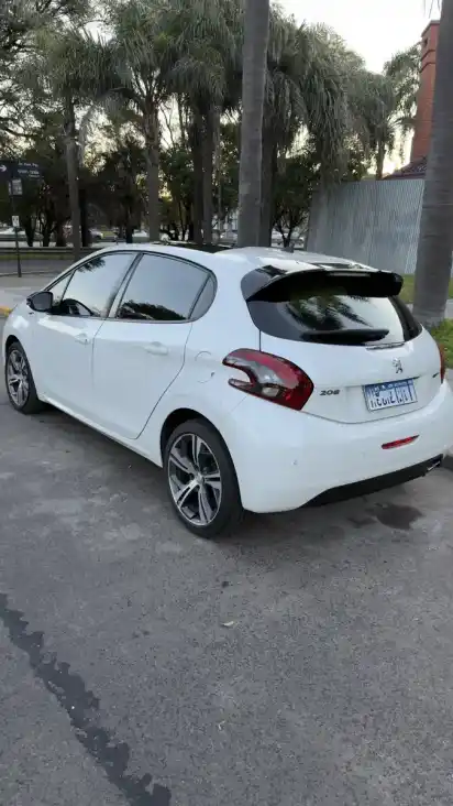 Peugeot 208 1.6 Gt Thp 2018 - foto 2