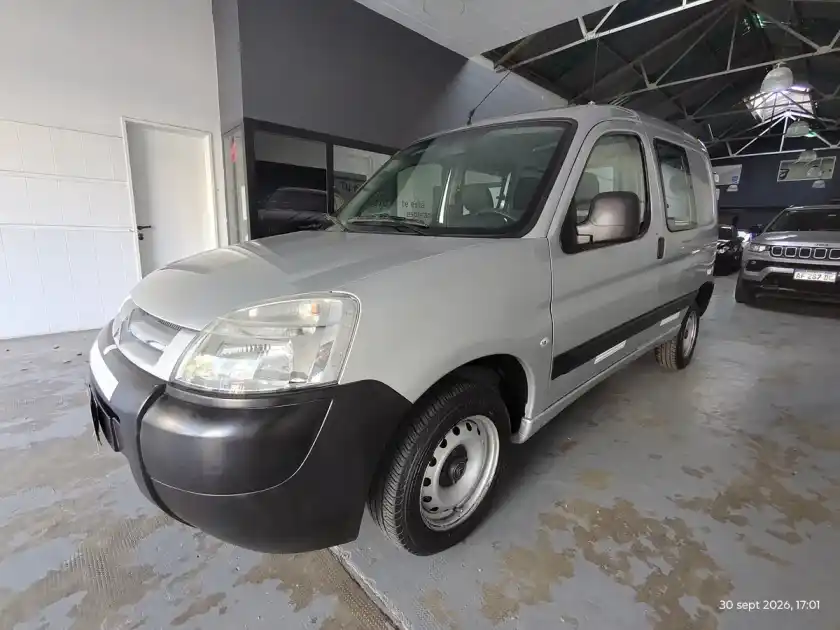 Citroën Berlingo Furgon 1.6 Hdi 92 Bussines Mixto 2015 - foto 1