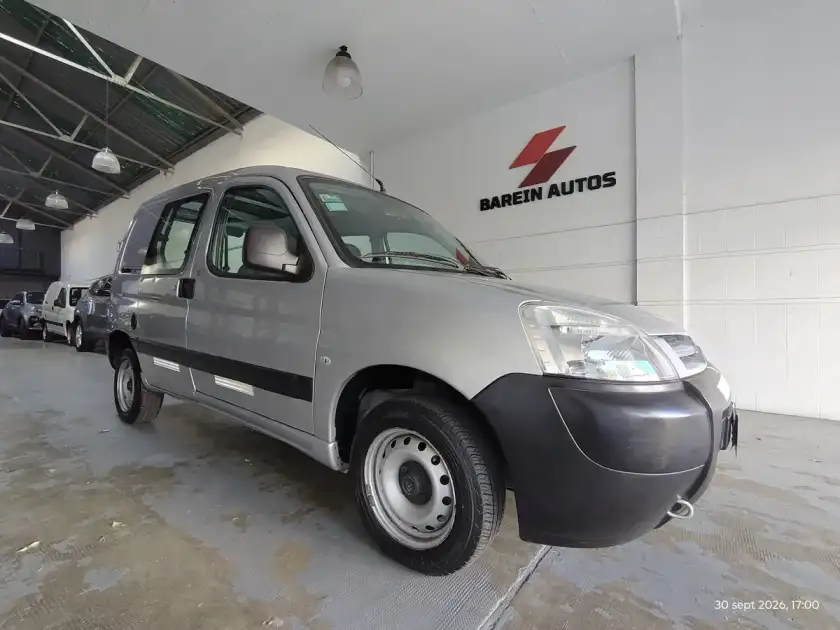 Citroën Berlingo Furgon 1.6 Hdi 92 Bussines Mixto 2015 - foto 4