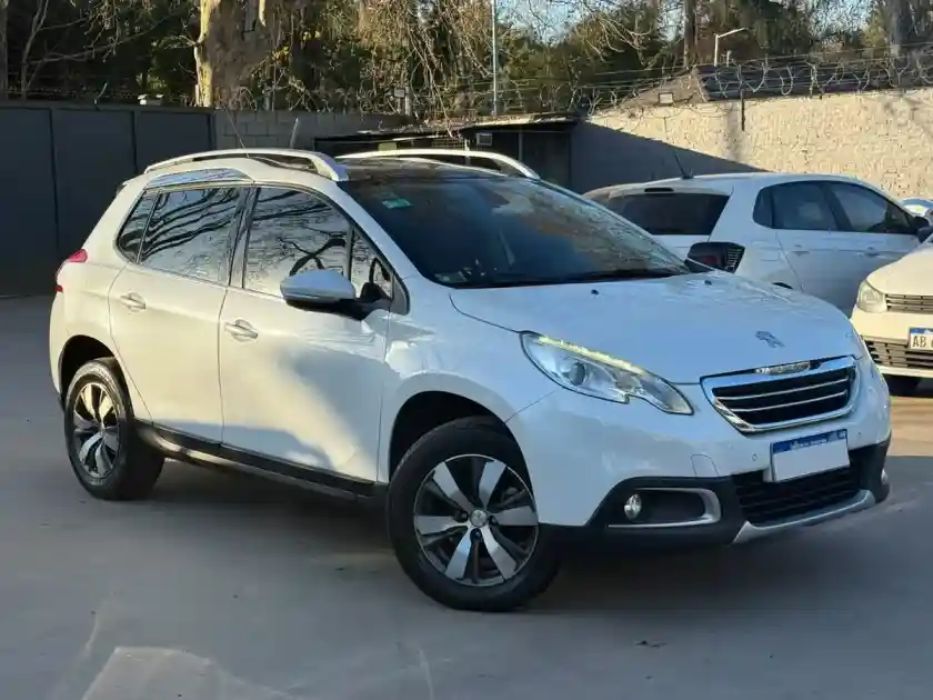 Peugeot 2008 1.6 Feline 2017 - foto 1