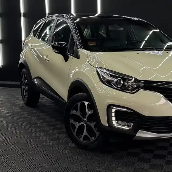 Renault Captur 2.0 Intens Manual 2017 - foto 4