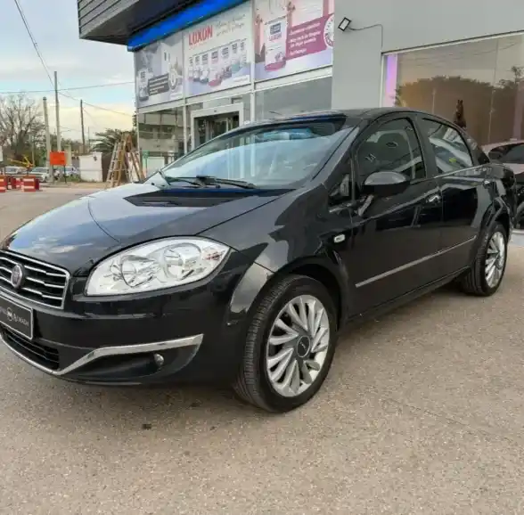 Fiat Linea 1.8 Absolute 130Cv Dualogic 2018 - foto 1