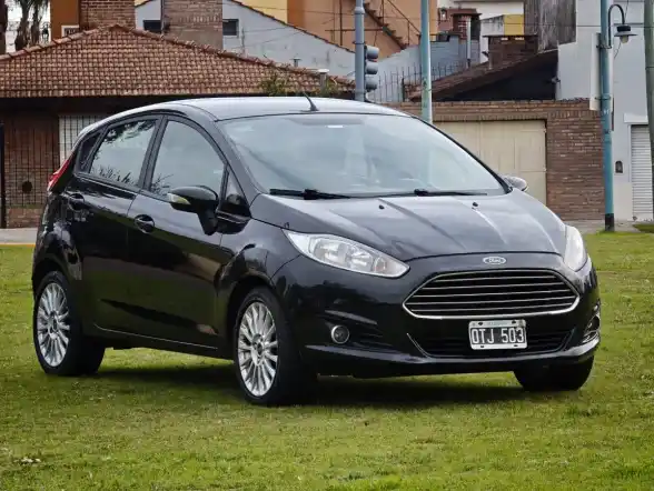 Ford Fiesta Kinetic 1.6L Se 2015 - foto 3