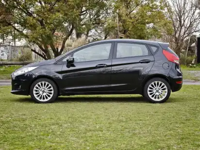 Ford Fiesta Kinetic 1.6L Se 2015 - foto 4