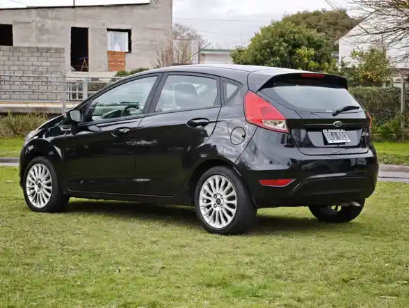 Ford Fiesta Kinetic 1.6L Se 2015 - foto 5