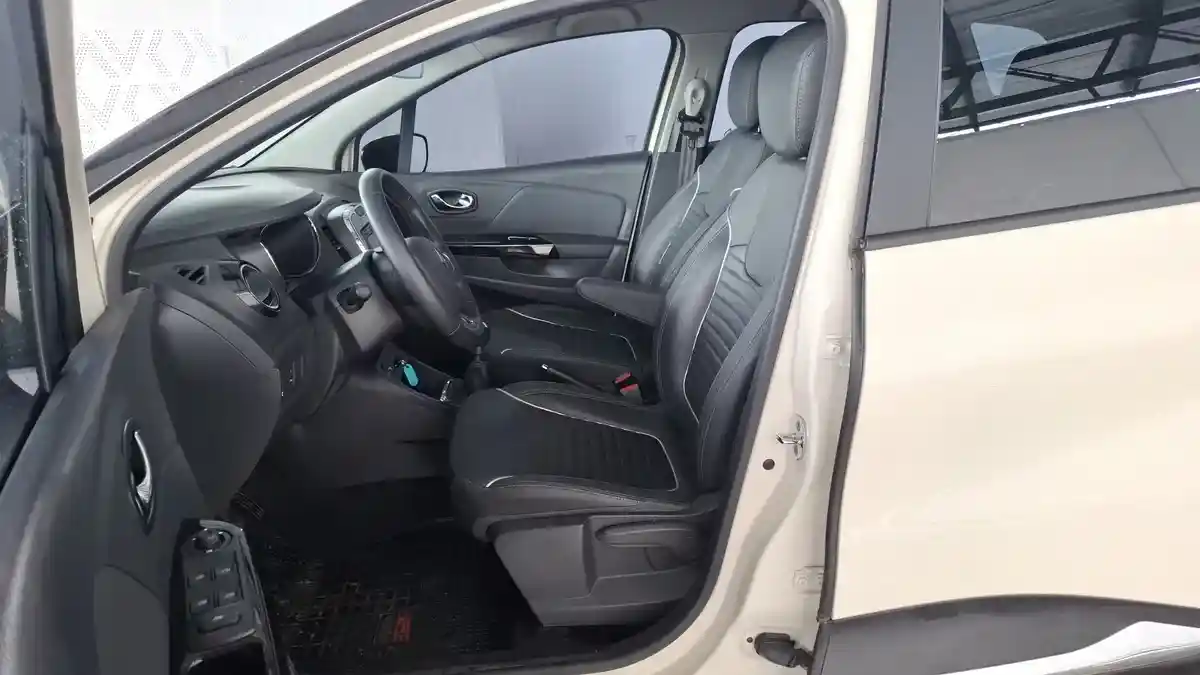 Renault Captur 2.0 Intens 2019 - foto 5