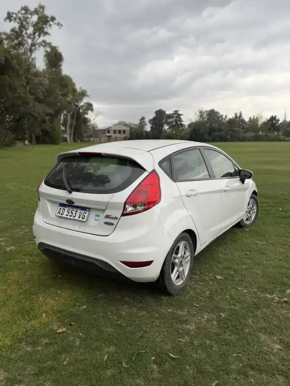 Ford Fiesta Kinetic 1.6 Se Plus 120Cv 2019 - foto 5