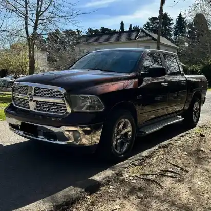 Ram 1500 5.7 Laramie Atx V8 2015 - foto 2