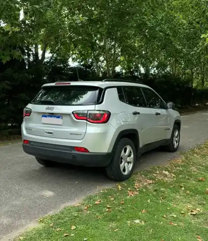 Jeep Compass 2.4 Sport 2018 - foto 4