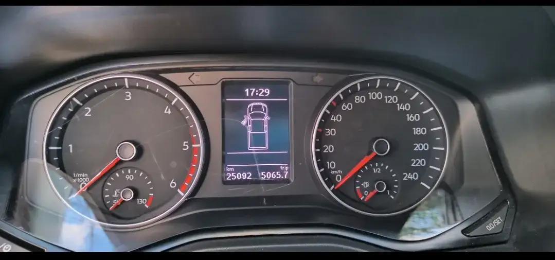 Volkswagen Amarok 2.0 Cd Tdi 180Cv 4X2 Trendline At 2022 - foto 2