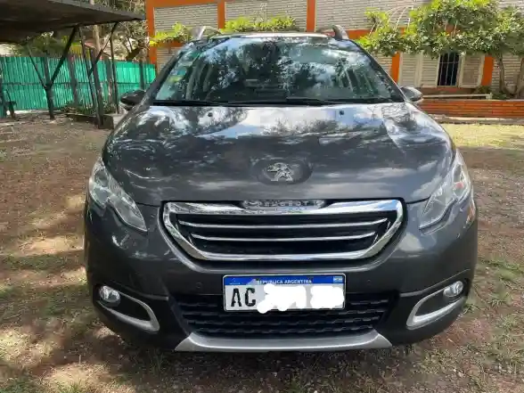 Peugeot 2008 1.6 Feline 2018 - foto 1