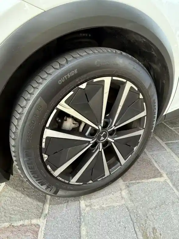 D.s. Ds7 Crossback 1.6 (215Cv) Bastille+ L/Nueva 2023 - foto 4