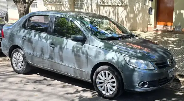Volkswagen Voyage 1.6 Highline 101Cv 2010 - foto 1