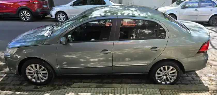 Volkswagen Voyage 1.6 Highline 101Cv 2010 - foto 3