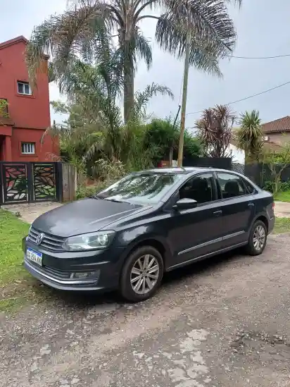 Volkswagen Polo 1.6 Comfortline Tiptronic 2016 - foto 1