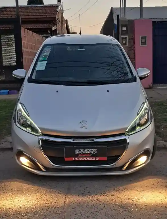 Peugeot 208 1.6 Allure 2019 - foto 3