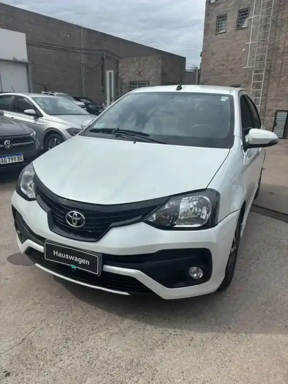 Toyota Etios 1.5 Xls Pack At 2023 - foto 1