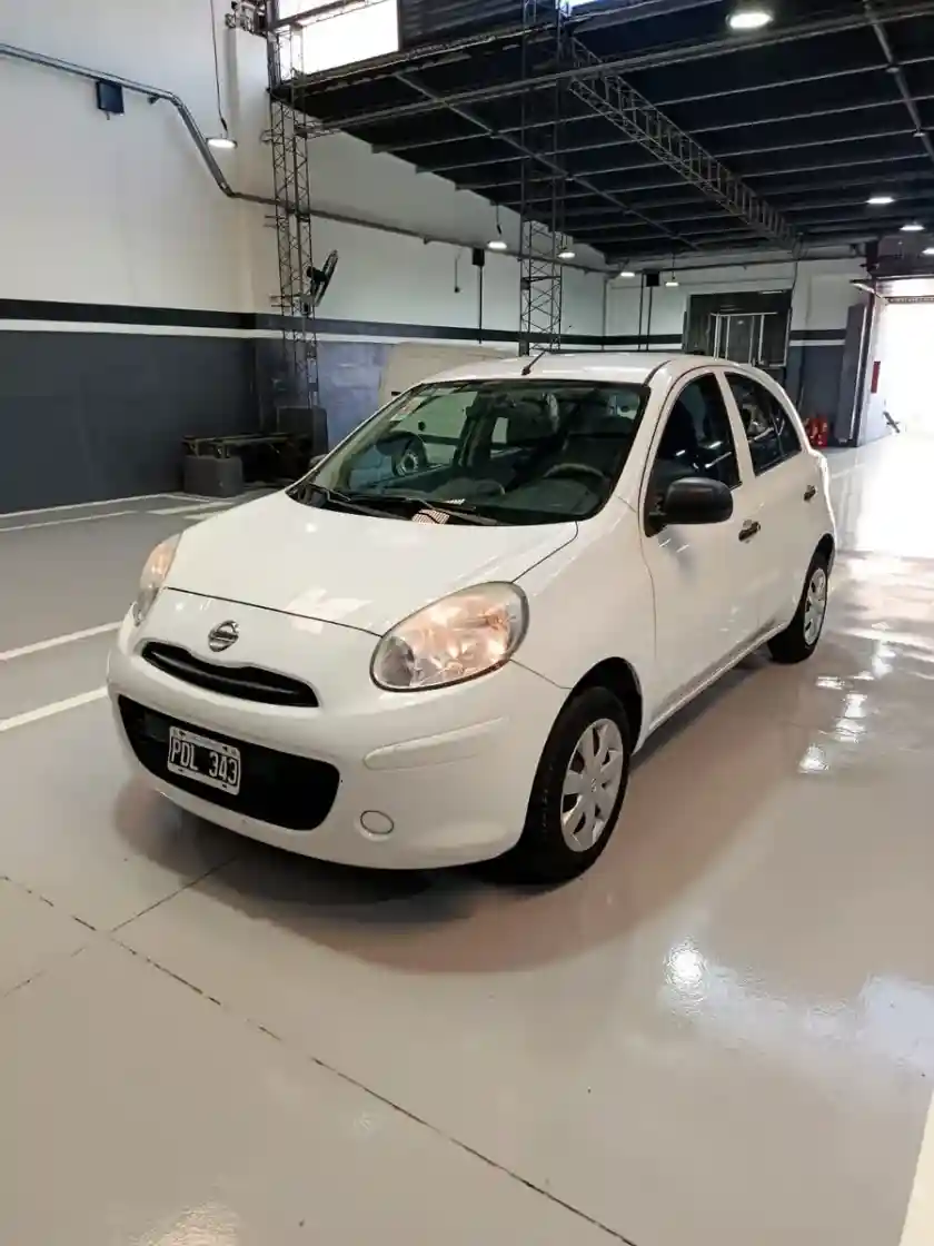 Nissan March 1.6 Active 107Cv May14 2016 - foto 1