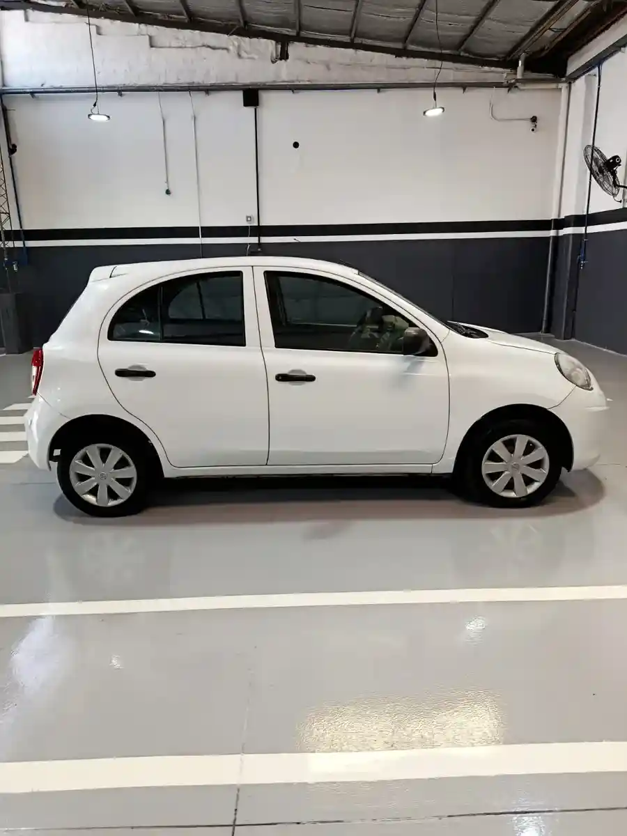 Nissan March 1.6 Active 107Cv May14 2016 - foto 4