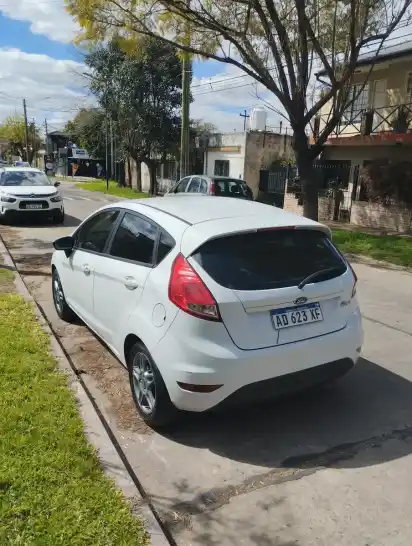 Ford Fiesta Kinetic 1.6 S Plus 2019 - foto 3