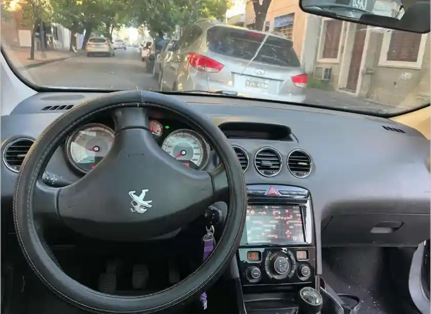 Peugeot 308 1.6 Allure 2017 - foto 3