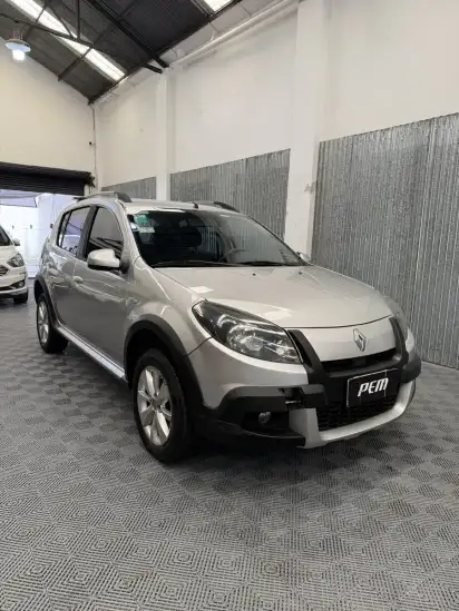 Renault Sandero Stepway 1.6 Privilege Nav 105Cv 2013 - foto 3