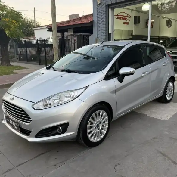 Ford Fiesta Kinetic 1.6 Se 120Cv 2016 - foto 1
