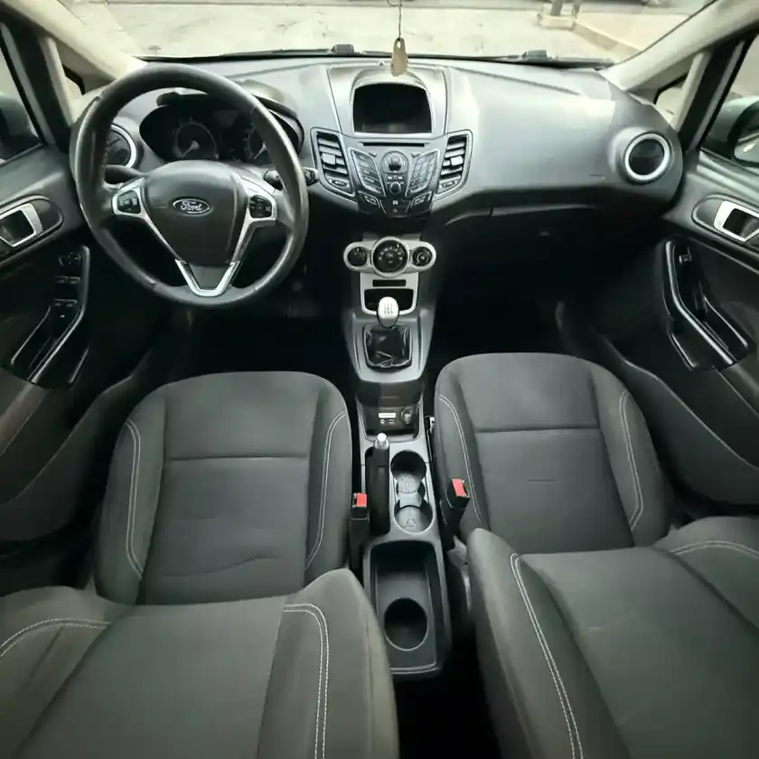 Ford Fiesta Kinetic 1.6 Se 120Cv 2016 - foto 2