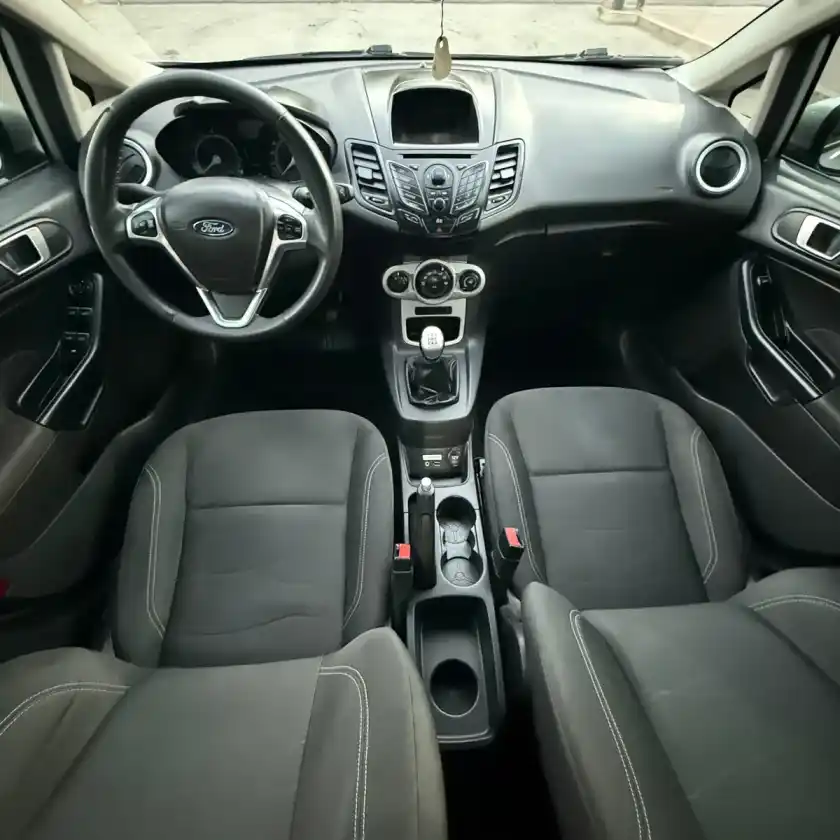 Ford Fiesta Kinetic 1.6 Se 120Cv 2016 - foto 5