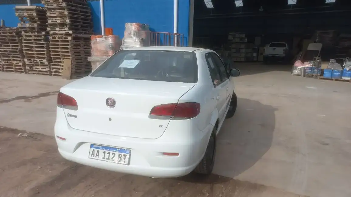 Fiat Siena 1.4 El 85Cv C/Gnc 2017 - foto 3