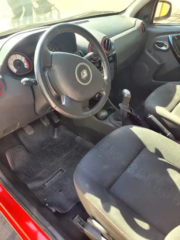 Renault Sandero 1.6 Gt Line 105Cv 2013 - foto 4