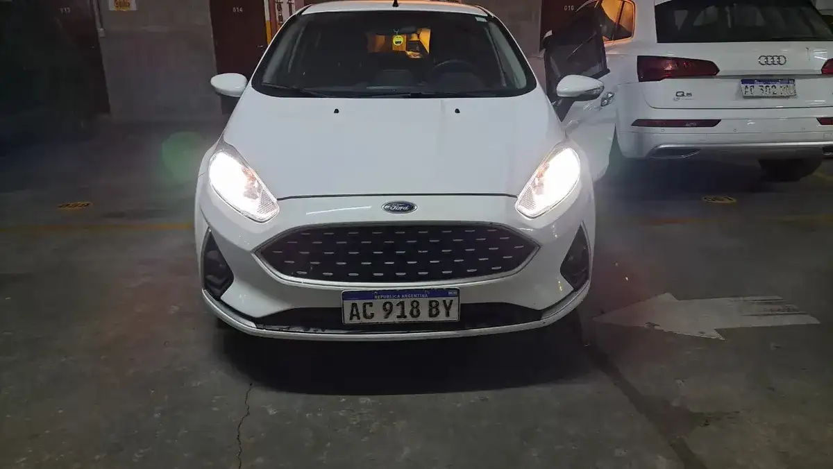 Ford Fiesta Kinetic 1.6 Se Plus Powershift 120Cv 2018 - foto 1
