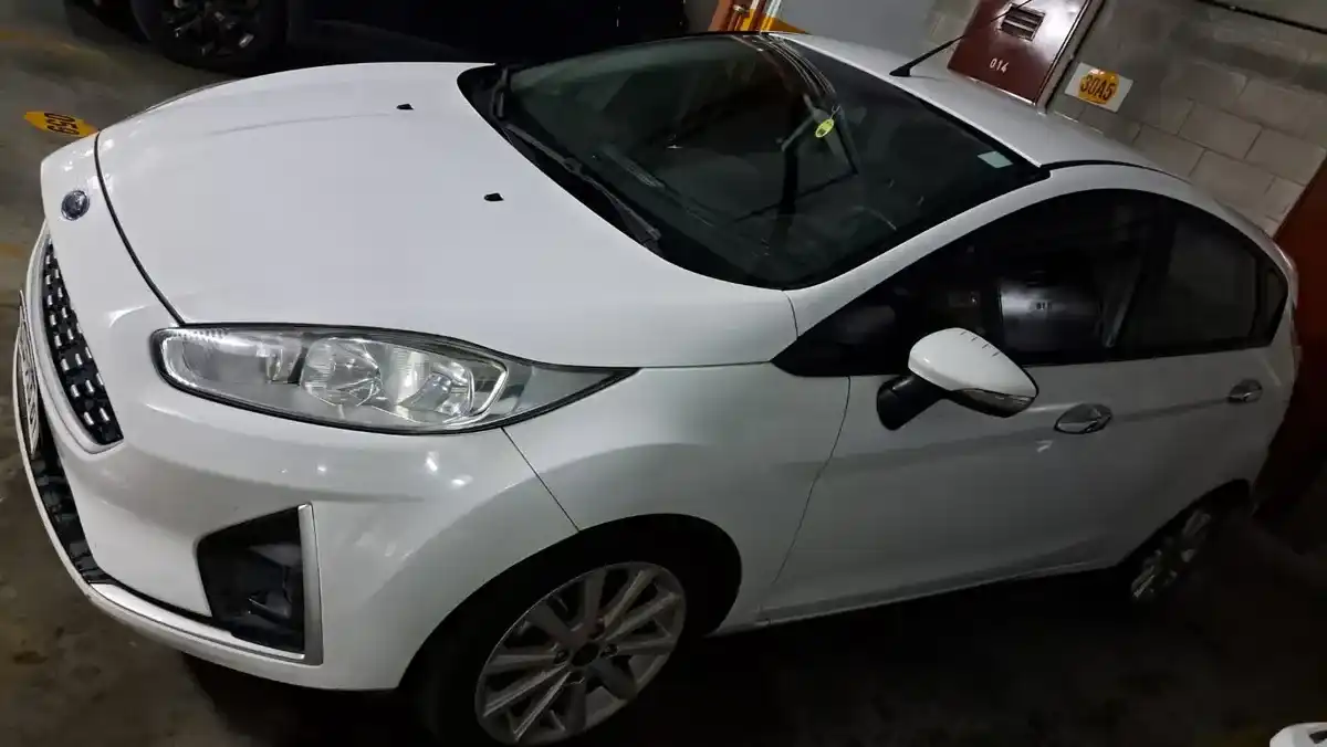 Ford Fiesta Kinetic 1.6 Se Plus Powershift 120Cv 2018 - foto 5