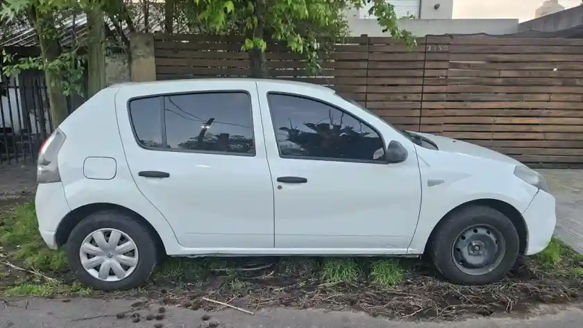 Renault Sandero 1.6 Authentique Pack I 90Cv 2014 - foto 4