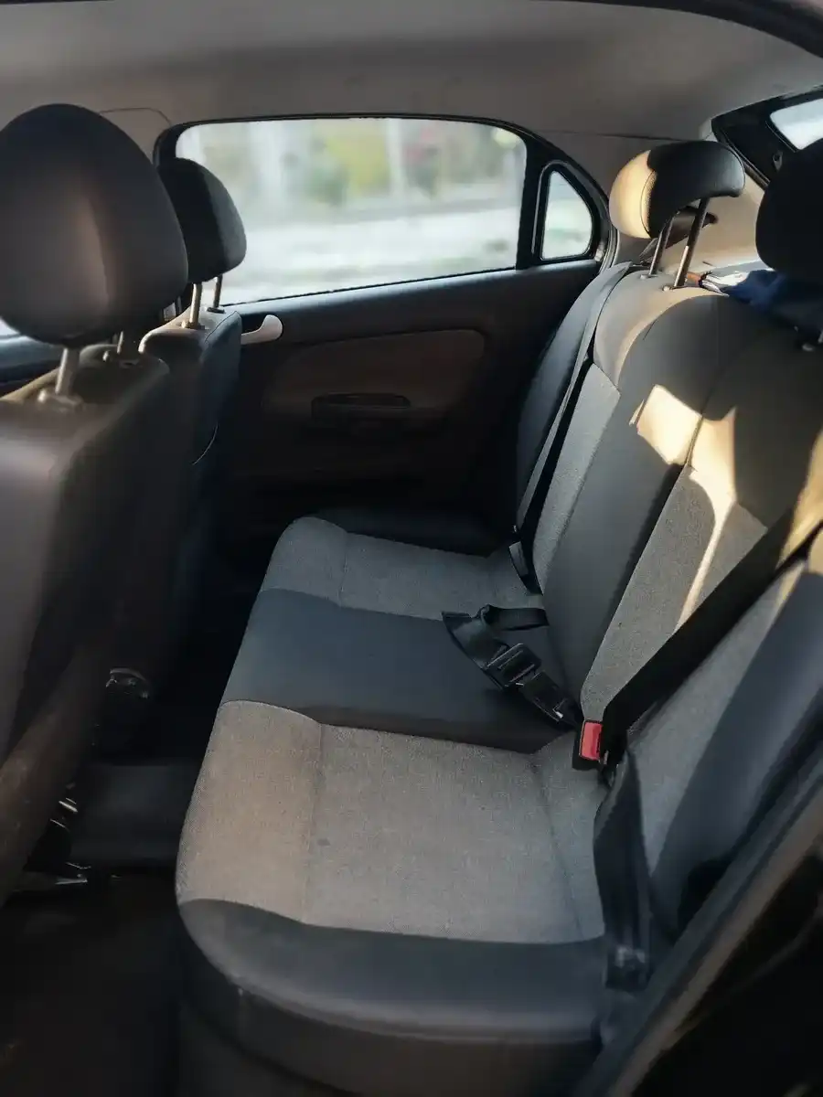 Volkswagen Gol Trend 1.6 Pack I Abcp Abs 101Cv 2014 - foto 4