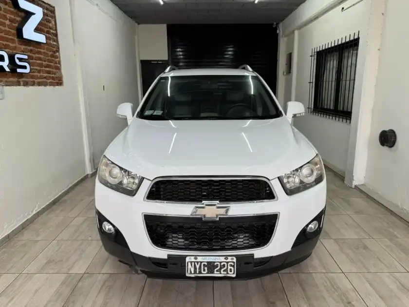 Chevrolet Captiva 2.4 Ls Mt Fwd 167Cv 2014 - foto 2