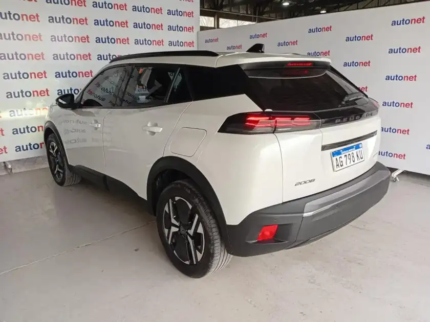 Peugeot 2008 1.0T Active 2024 - foto 4