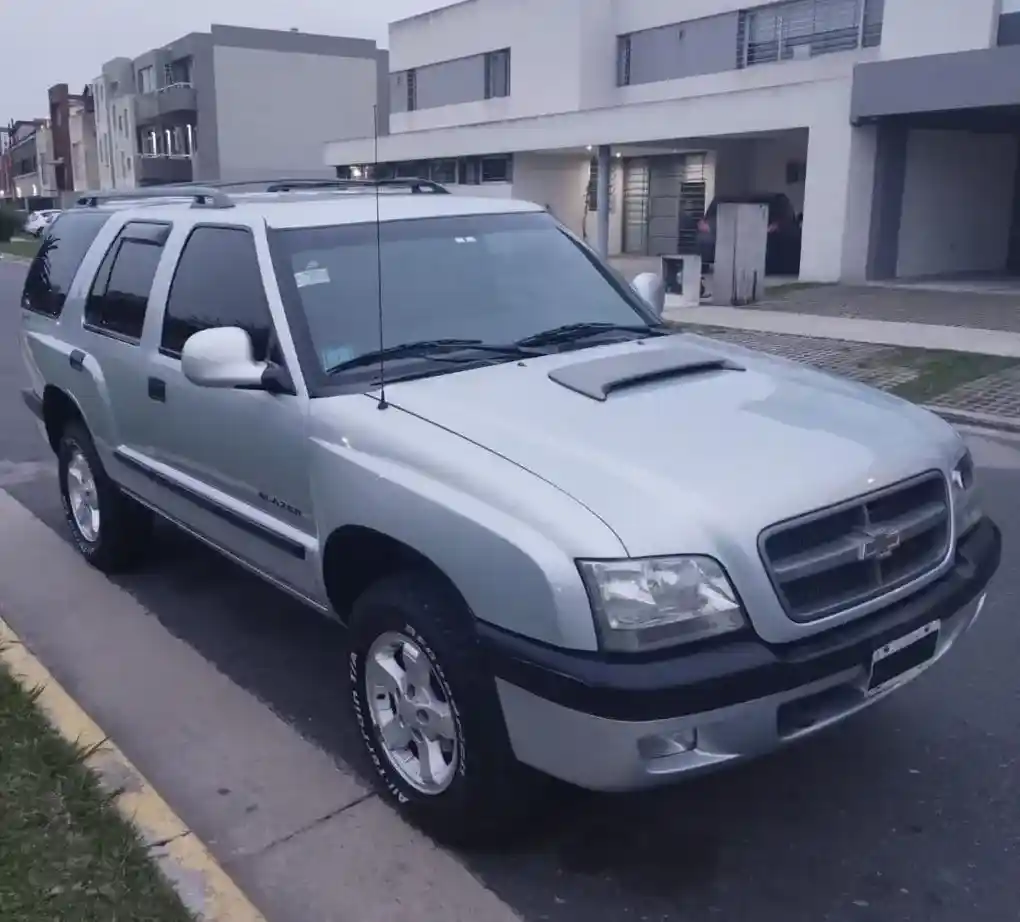 Chevrolet Blazer 2.8 Dlx I 4X4 2007 - foto 3