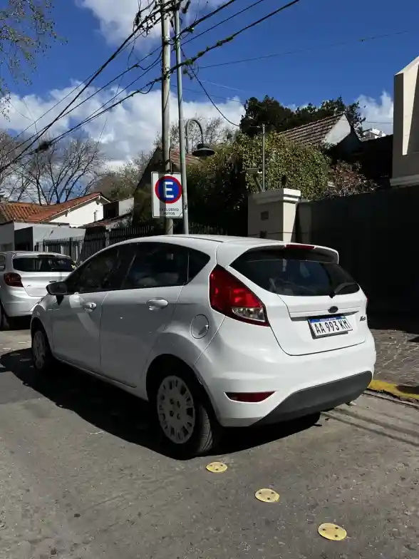 Ford Fiesta Kinetic 1.6 S 2017 - foto 4
