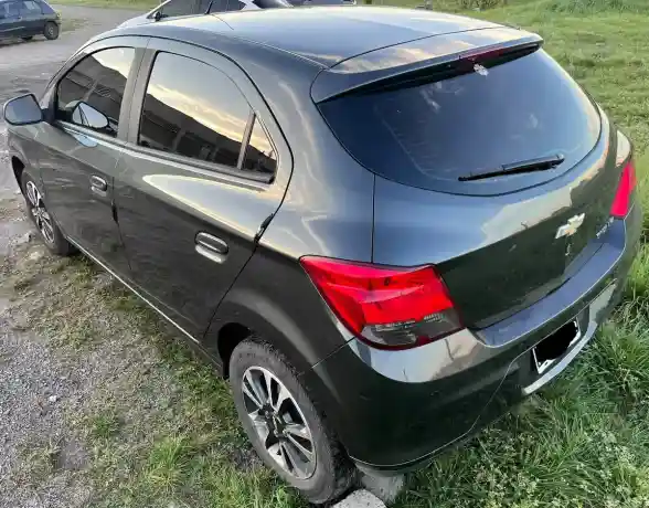 Chevrolet Onix 1.4 Ltz Mt 98Cv 2016 - foto 3