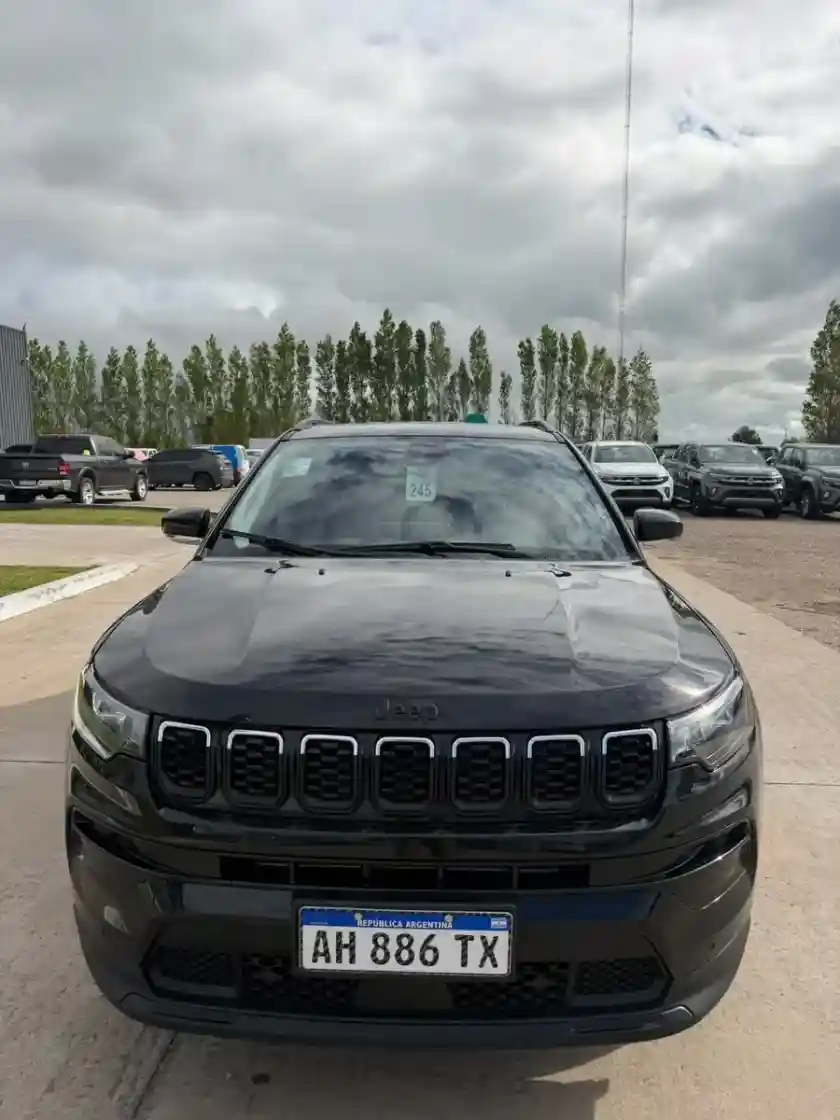 Jeep Compass 1.3 T270 Limited 4X2 At6 2025 - foto 2