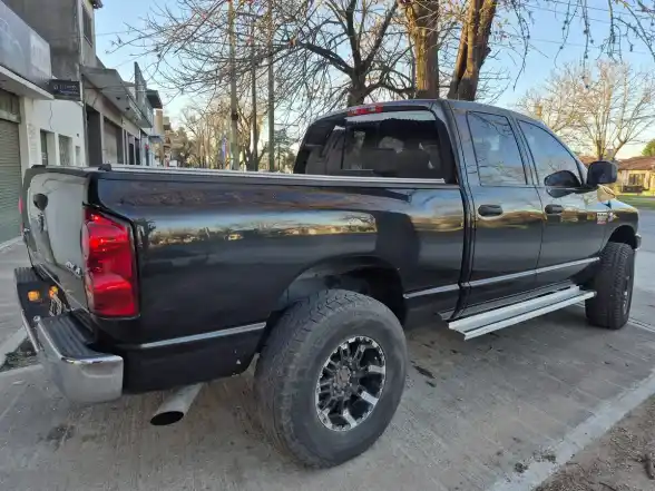 Dodge Ram 5.9 2500 Slt Quadcab Atx 4X4 2010 - foto 5