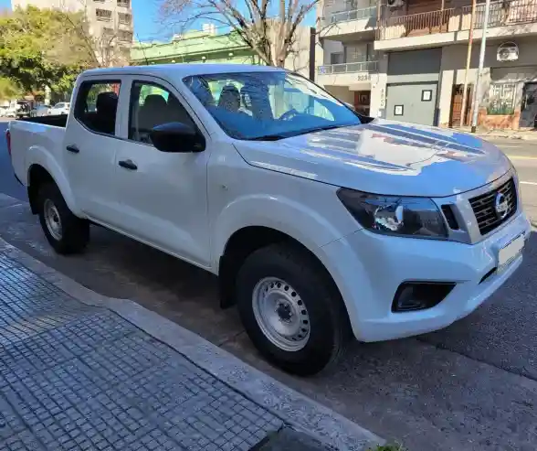 Nissan Frontier Cd S 2.3 D 4X4 Mt 2022 - foto 3