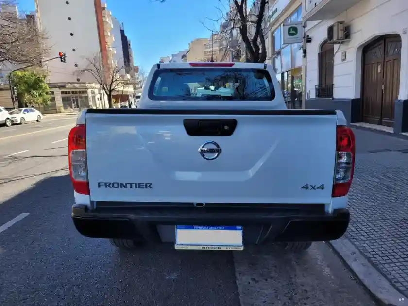 Nissan Frontier Cd S 2.3 D 4X4 Mt 2022 - foto 4