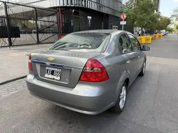 Chevrolet Aveo G3 1.6 Lt At 2012 - foto 3