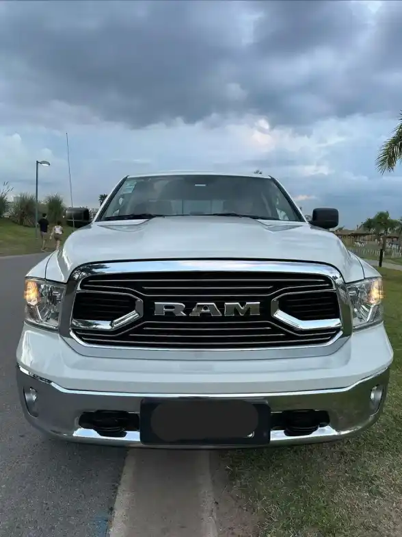 Ram 1500 5.7 Laramie Atx V8 2021 - foto 2